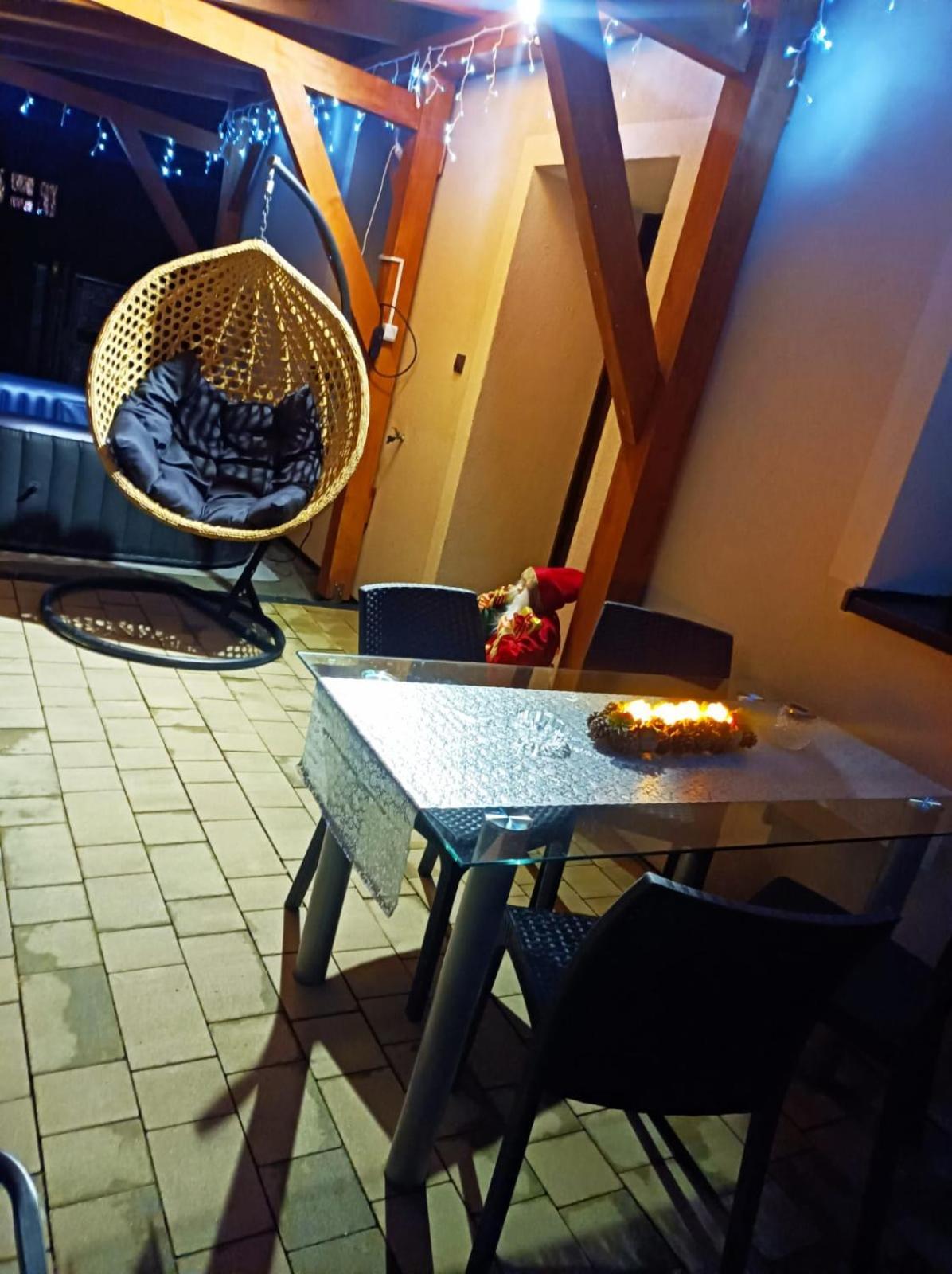 Dom Wakacyjny Gajowka Z Ogrodem Rzyki Exteriör bild